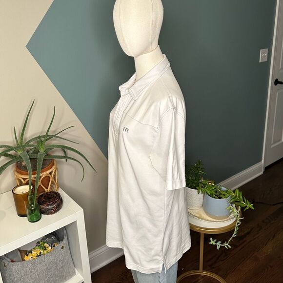 Travis Mathew White Polo Shirt Men’s M Golf Athleisure Classic Resort Wear - Picture 3 of 10